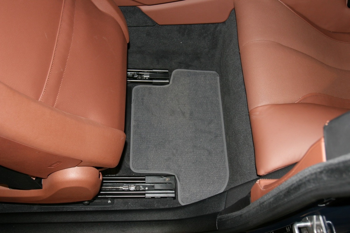Коврики в салон BMW 6 купе F13 АКПП 2011->, куп., 4 шт. (текстиль)