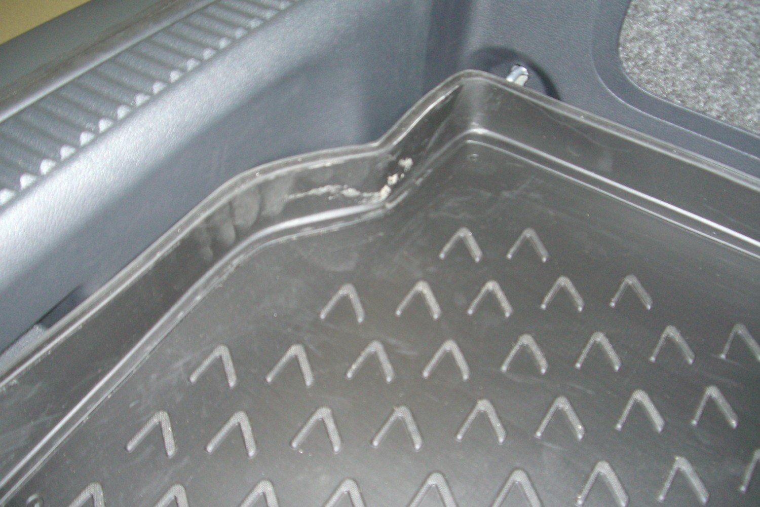 Коврик в багажник SKODA Roomster 2006->, мв. (полиуретан)