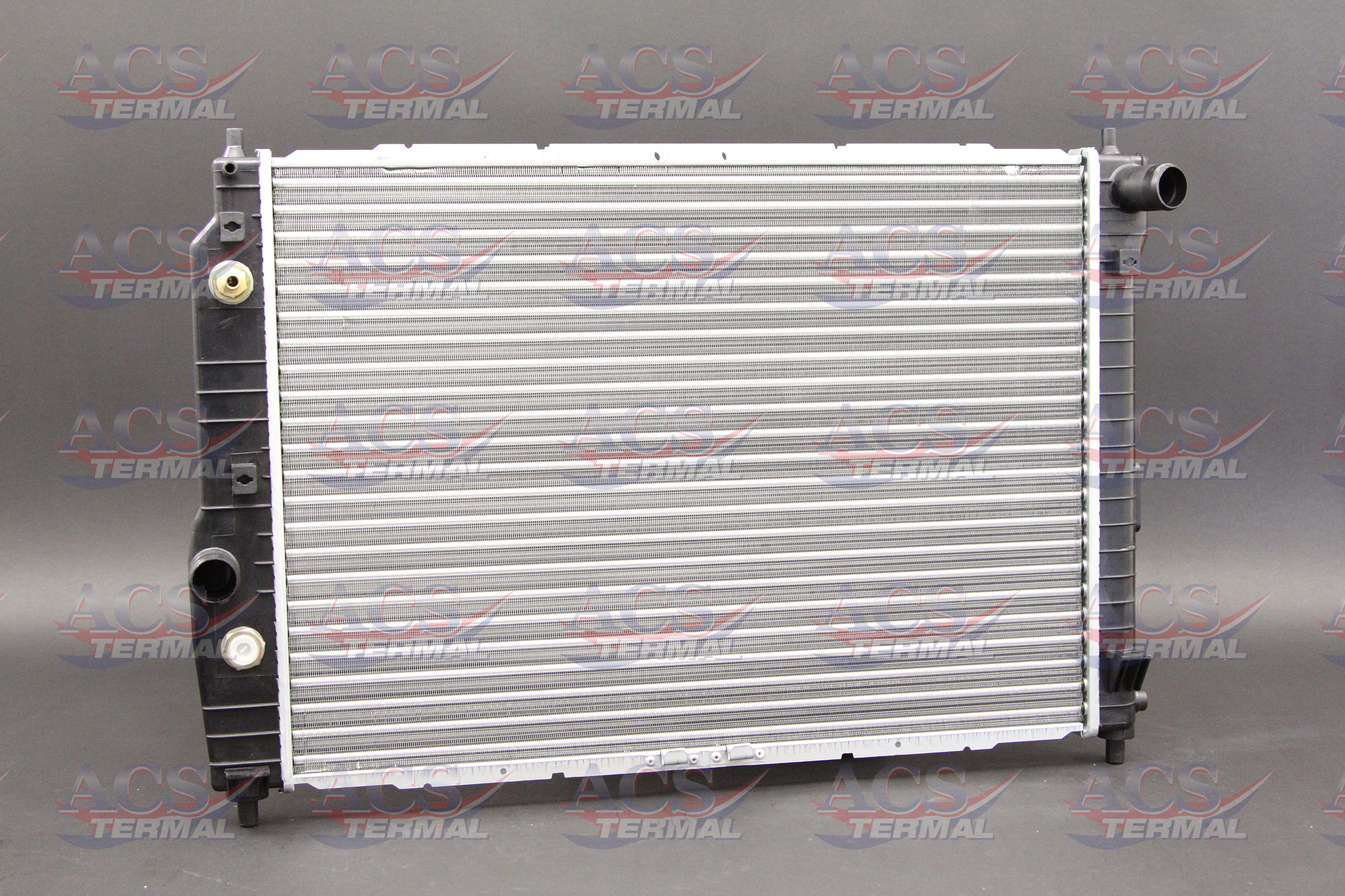 радиатор охлаждения 1,2/1,4/1,5/1,6 АКПП +AC 600*415