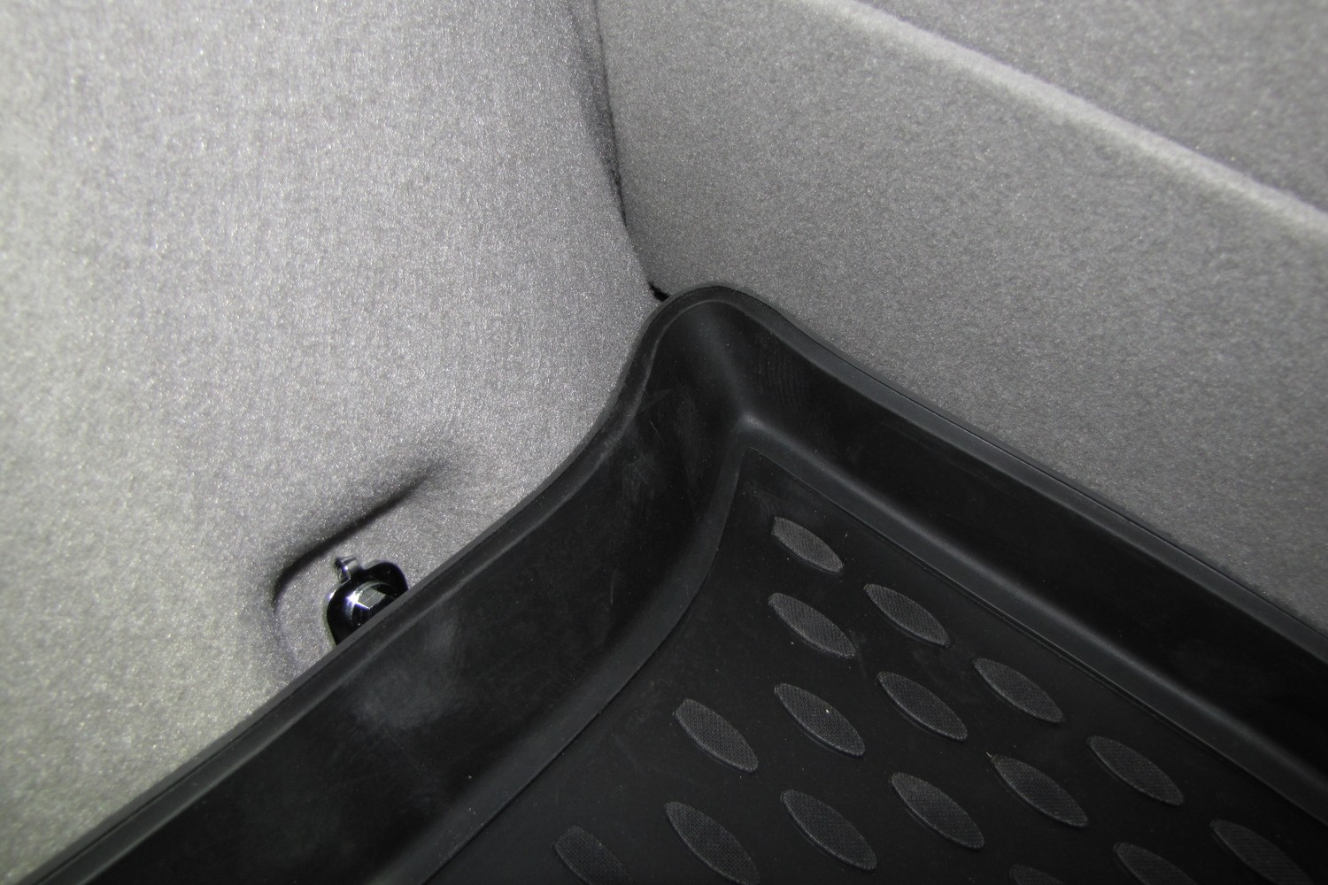 Коврик в багажник TOYOTA Prius 2010-2015, хб. (полиуретан)